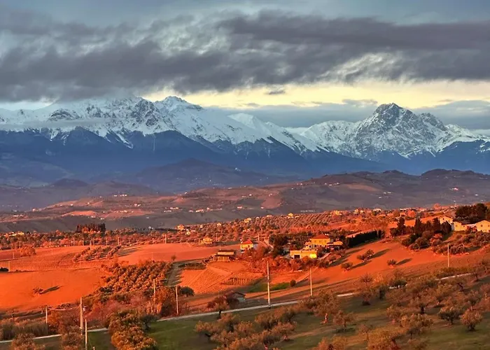 Casa Maiella By Rentbeat فيلة